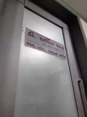 Dr Arpit shah