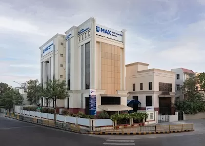 Max Multi Speciality Centre, Sector 19, Noida