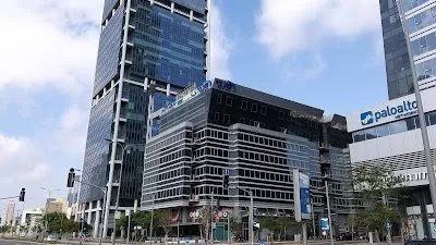 Assuta Hashalom" Medical Center"