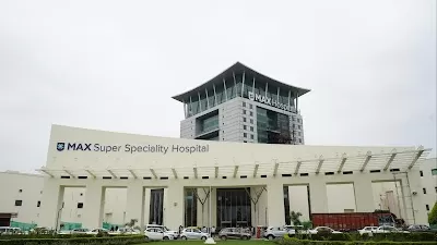 Max Super Speciality Hospital Lucknow