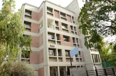 HOC Vedanta - Cancer Centre in Navrangpura